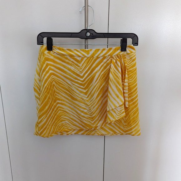 BCBG Maxazria Women's Skirt Size 0, Yellow Zebra Ruffle Short Mini Zip & Hook - Picture 1 of 3